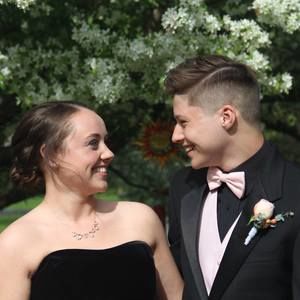 Meet your Posher, Laurel